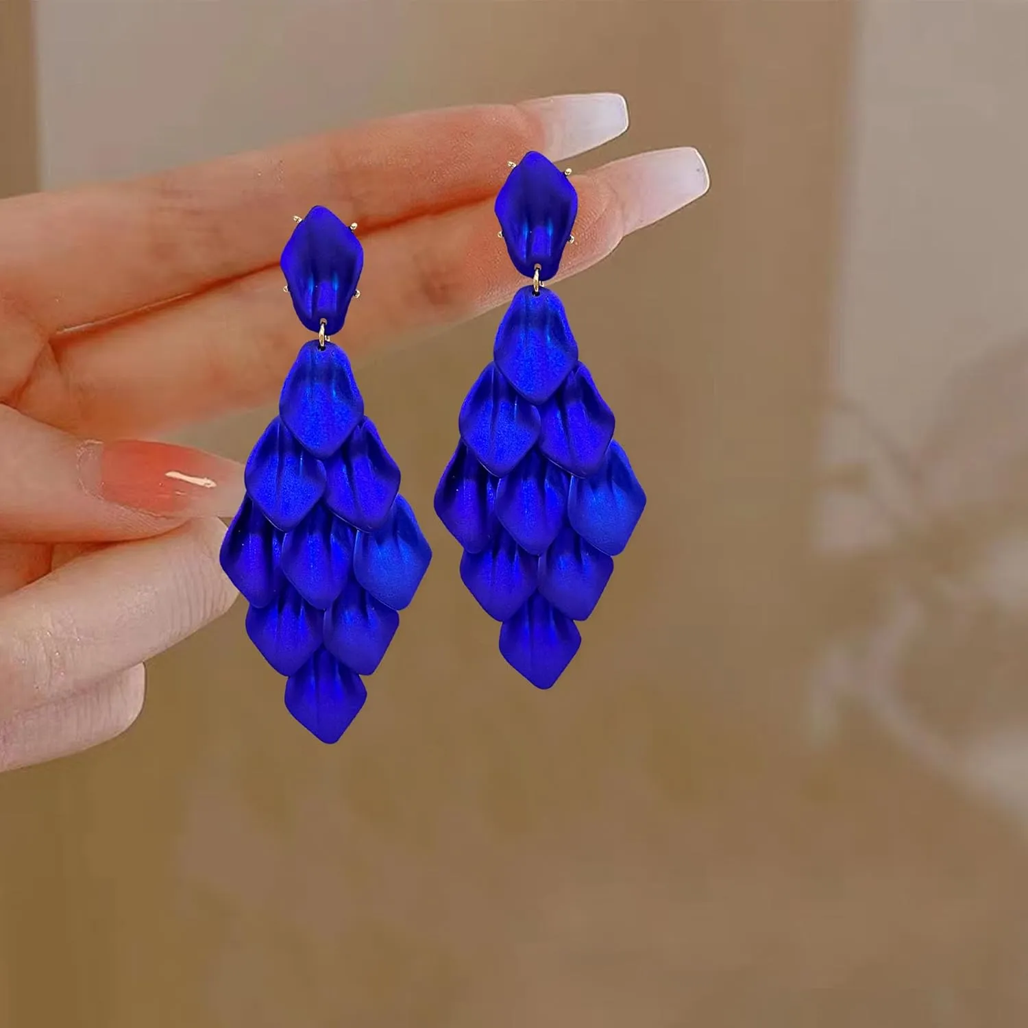 Acrylic Petal Flower Chandelier Earrings for Women Statement Jewelry Long Drop Tassel Dangle Earrings