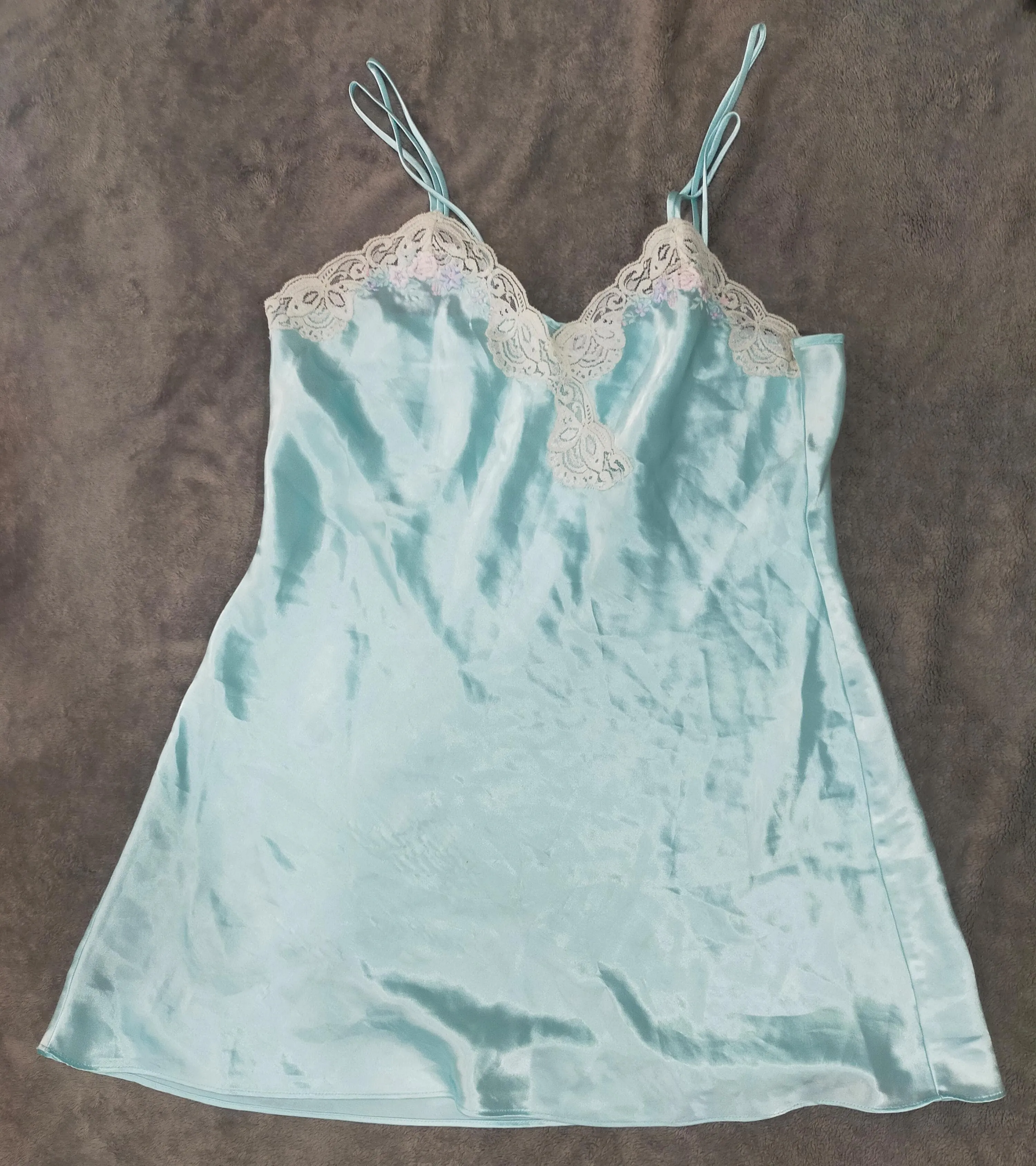 CR2024 Y2K Middi Tops - 10 Pcs