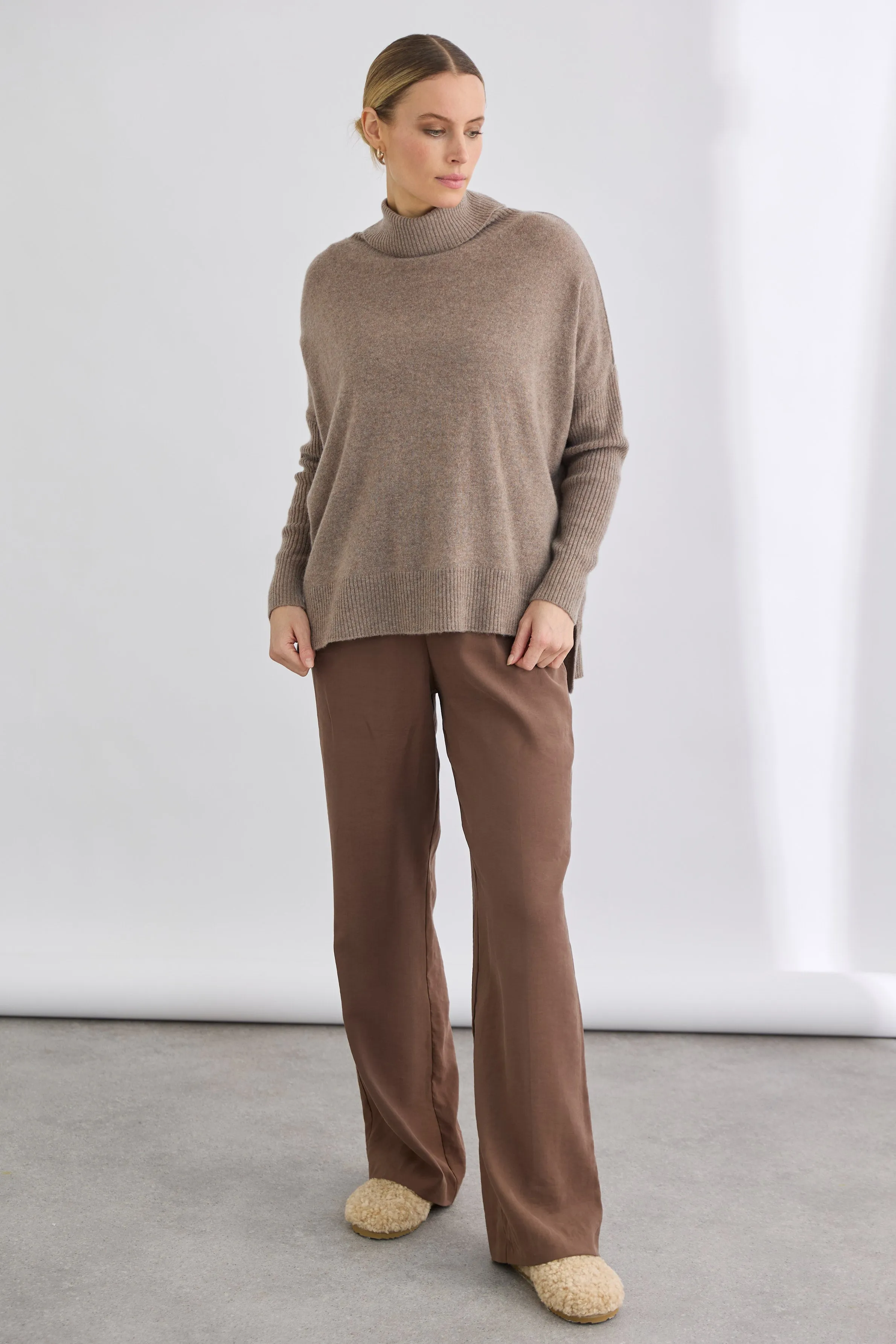 Gigi Step Rollneck